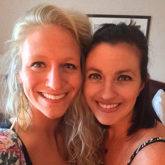 Meet your Posher, Taylor - Picture 1 of 1